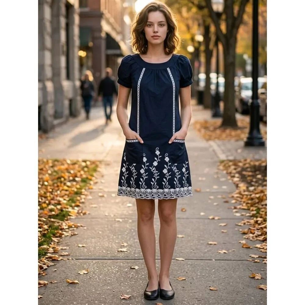 🔹️Rhapsody Blue & Cream Floral Embroidered Dress Small